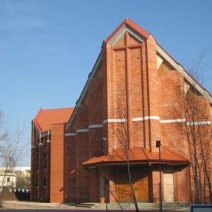 Kościół NMP Matki Odkupiciela w Poznaniu; fot.: Ministranci-mo, http://pl.wikipedia.org/